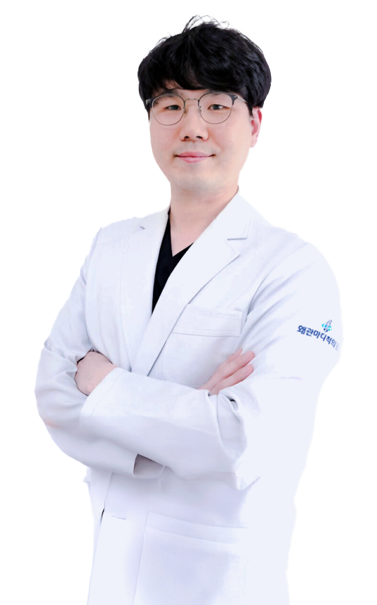 왜관마디척의원 병원, 김준우 대표원장