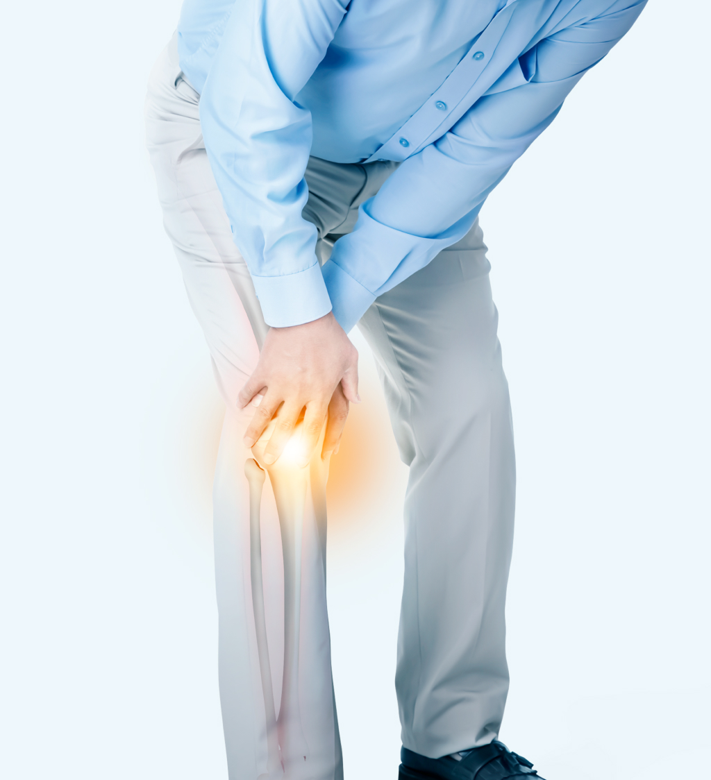 계단 오르기조차 힘든 무릎, 나이 탓만 하지 마세요!