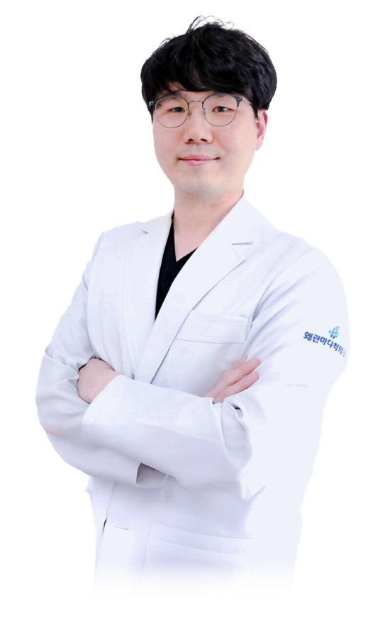 왜관마디척의원 병원, 김준우 대표원장